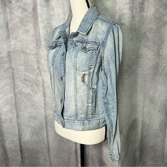 Mudd Distressed Light Wash Cropped Denim Jean Jacket - XL - Picture 3 of 10